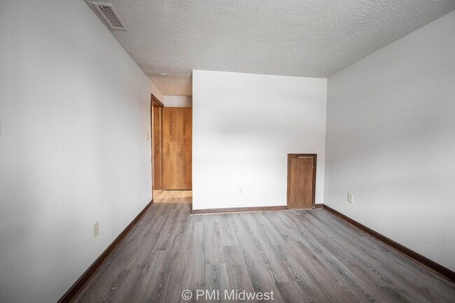 Building Photo - 3707 N Meridian St