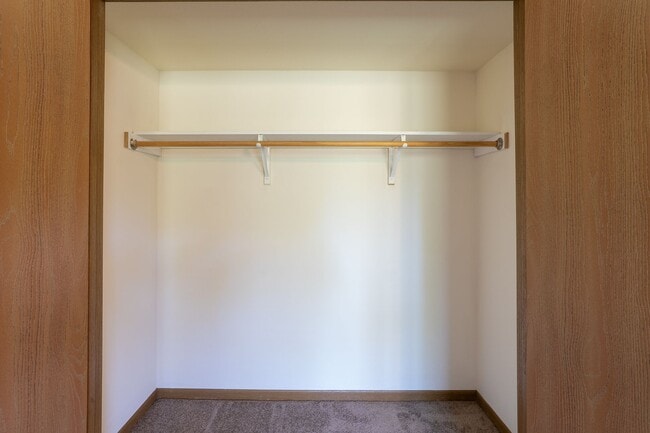 Building Photo - 701-703 Glenstone Dr.