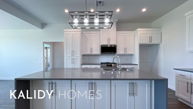 Building Photo - 20456 Antler Farms Dr