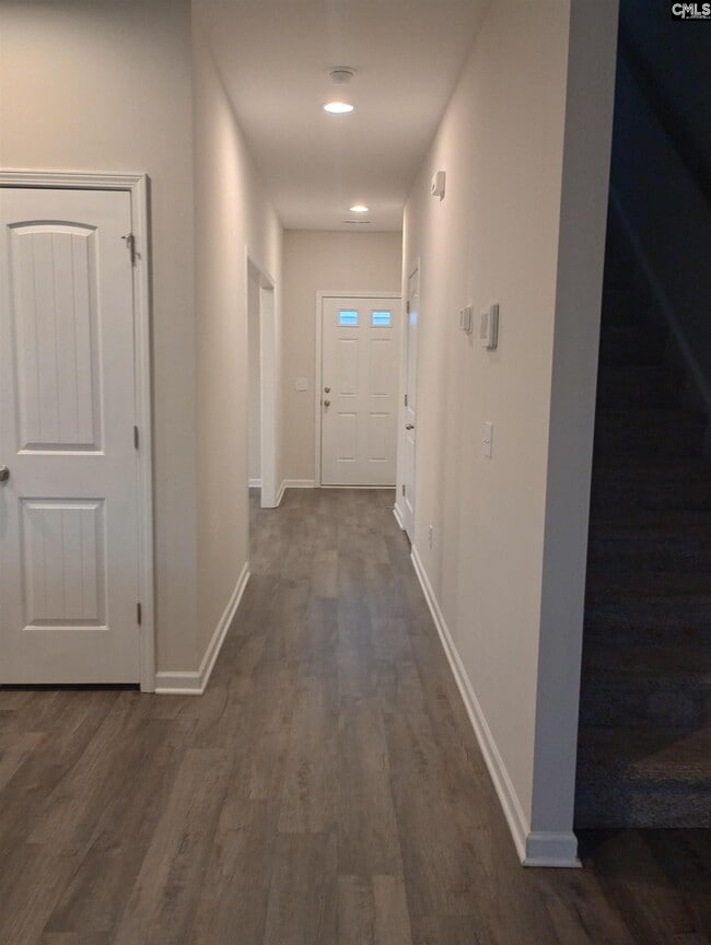 Building Photo - 21 Orchard Dr