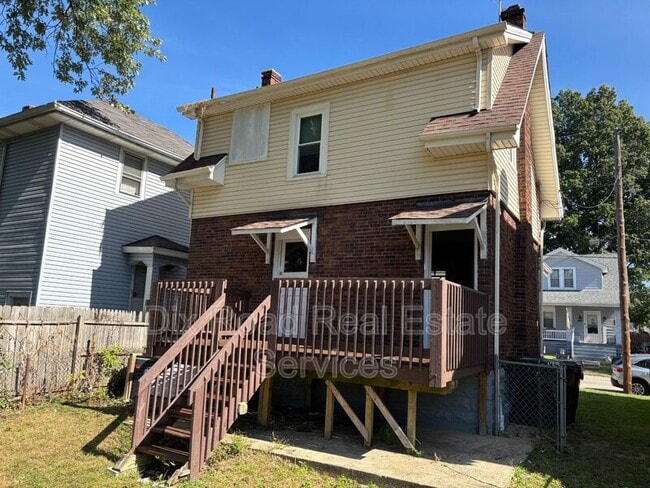 Building Photo - 5347 Hunter Ave