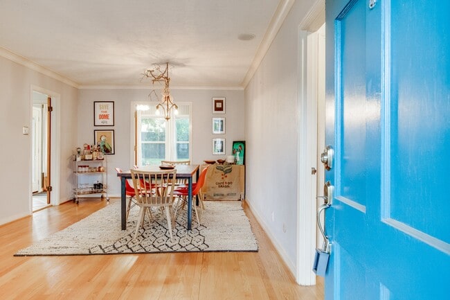 Building Photo - 1014 Nashua St