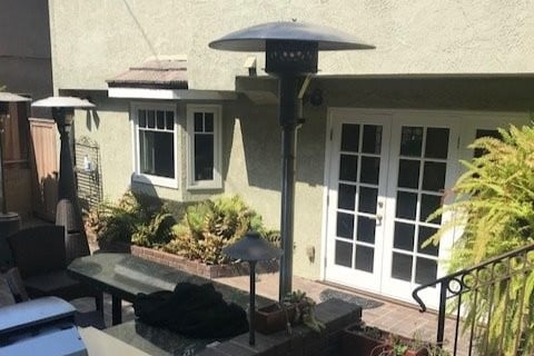 Building Photo - 3504 N Poinsettia Ave