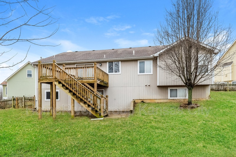 Building Photo - 3806 Lexington Ct
