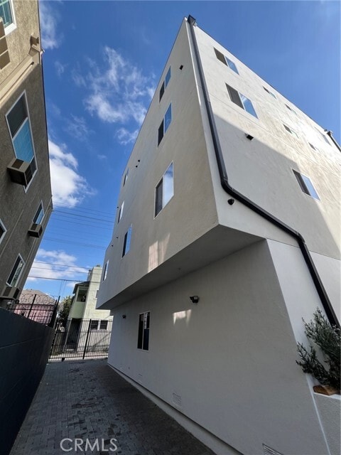 Building Photo - 1218 Arapahoe St