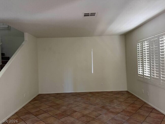Building Photo - 10021 Via Toro Ave