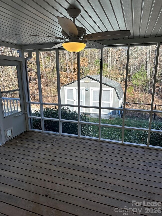 Building Photo - 124 Moonlight Way