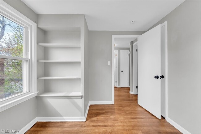 Building Photo - 16705 Glendale Ave