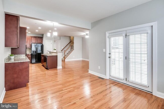 Building Photo - 2260 Brimstone Pl