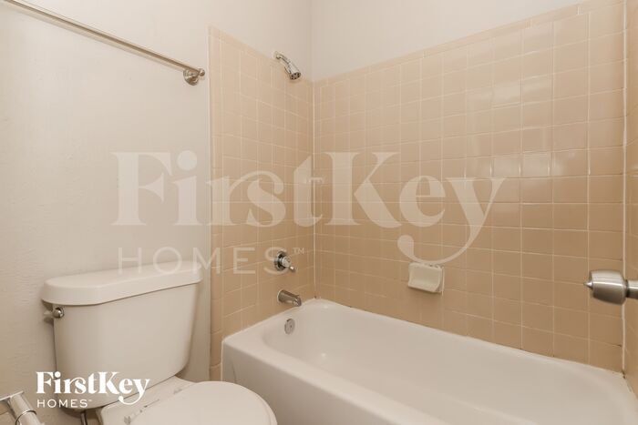 Building Photo - 16914 Kilwinning Dr