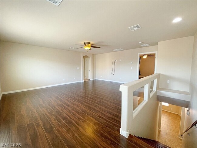 Building Photo - 10965 Pinion Woods Ct