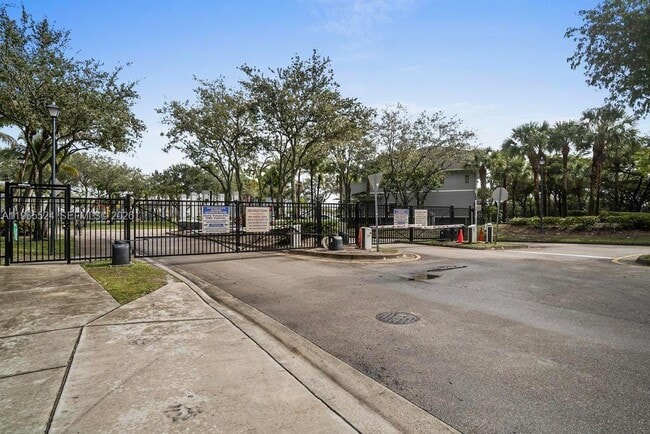 Building Photo - 3429 NW 13th St