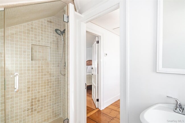 Building Photo - 78 Mecox Road