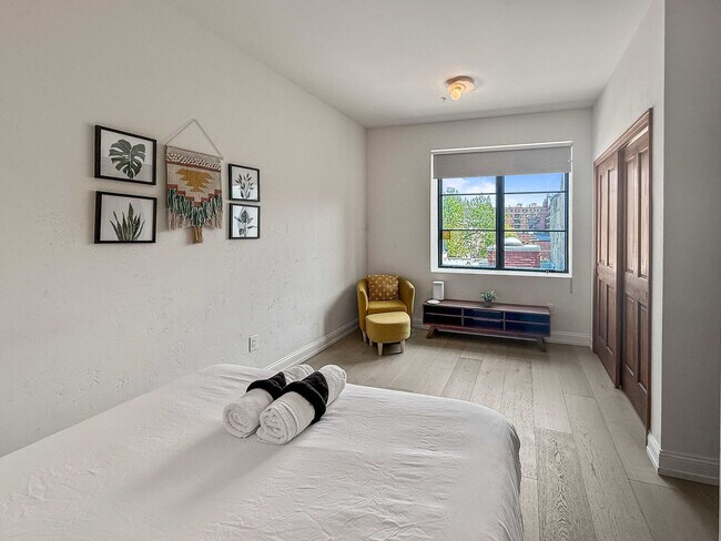 Building Photo - 309-11 South St