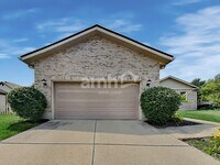 Building Photo - 715 Justin Ct