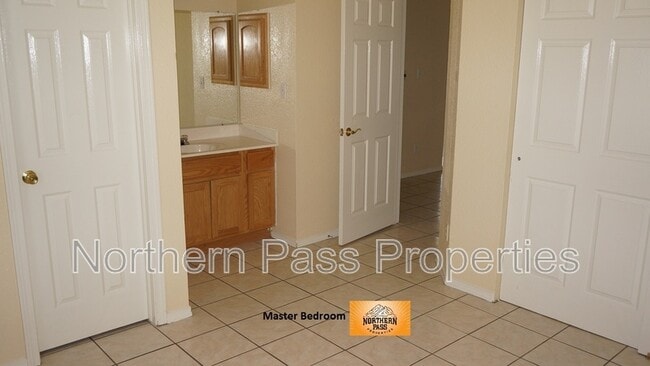 Building Photo - 8909 Herbert St