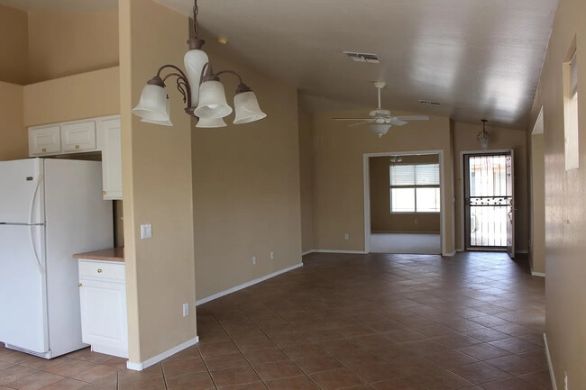 Building Photo - 16036 N 11th Ave