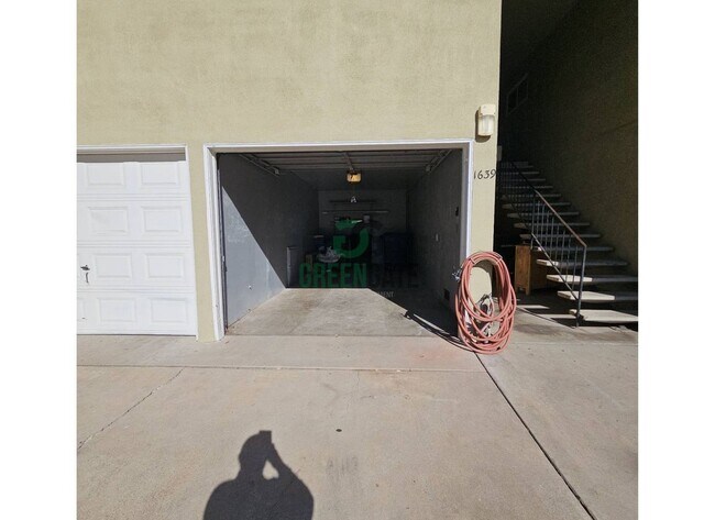 Building Photo - 3000 Carver Rd