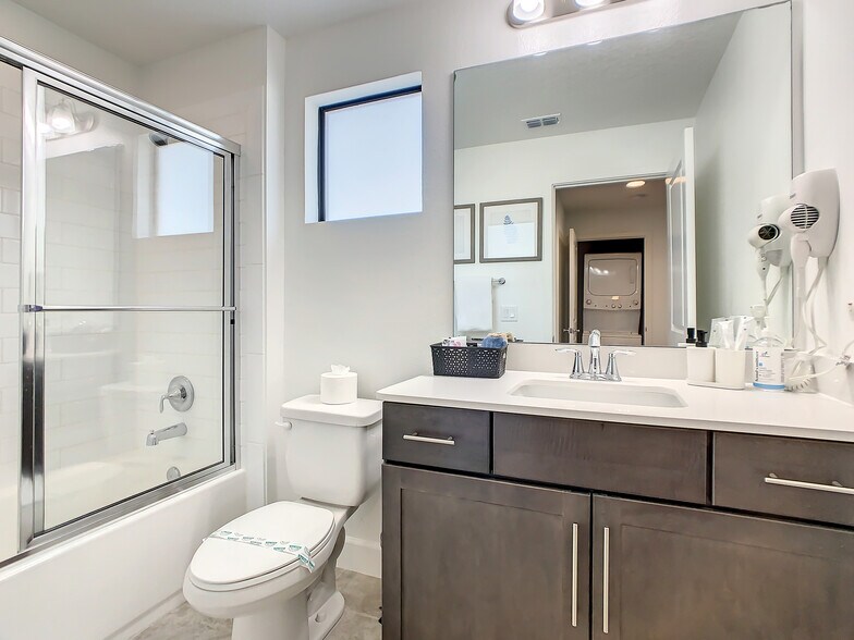 Building Photo - 181 Villa Domani Cir