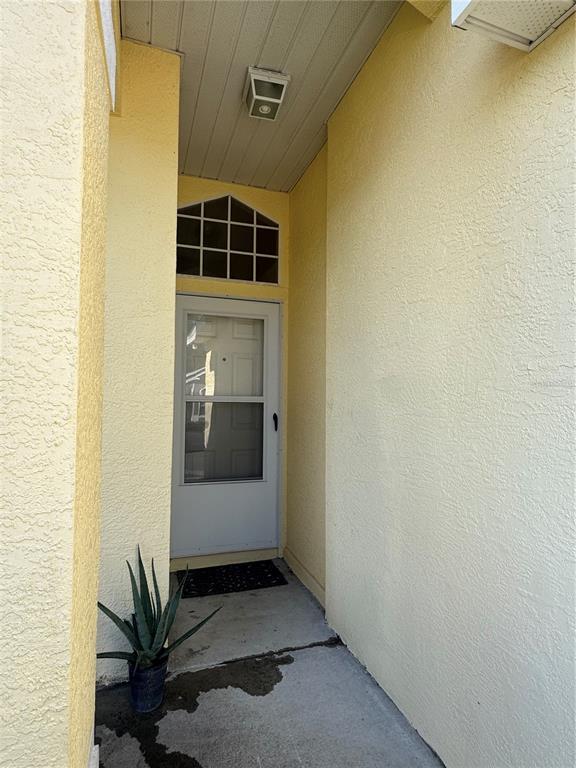 Building Photo - 3350 Lake Tiny Cir