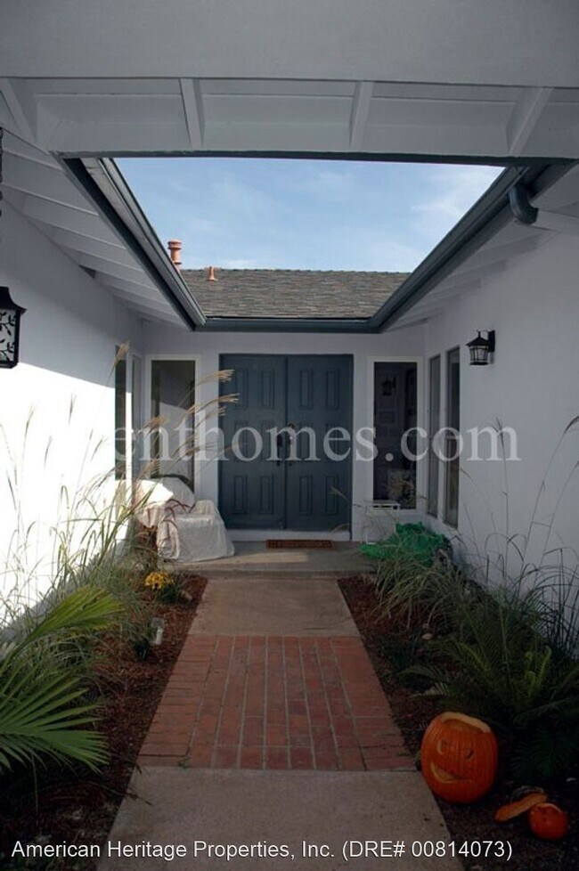 Building Photo - 4 br, 2 bath House - 3915 Broadlawn Street
