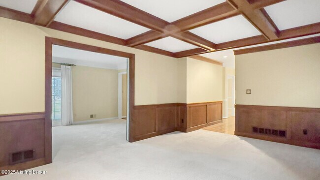 Building Photo - 1508 Sylvan Wynde