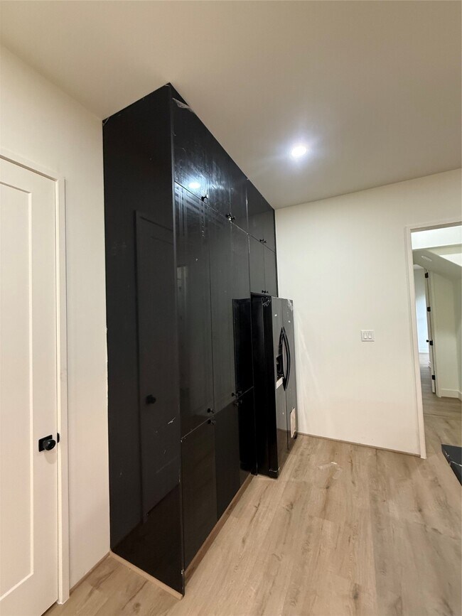 Building Photo - 1815 McKee St