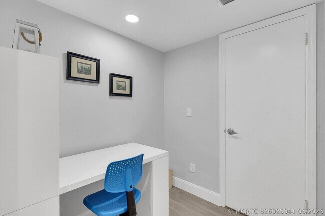 Building Photo - 2400 S Ocean Dr