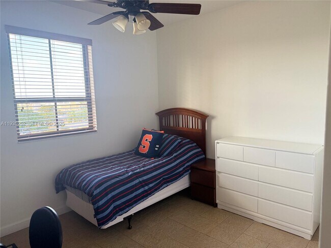 Building Photo - 8395 SW 73rd Ave