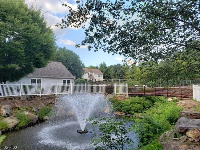 Building Photo - 53 Mountain View Ct