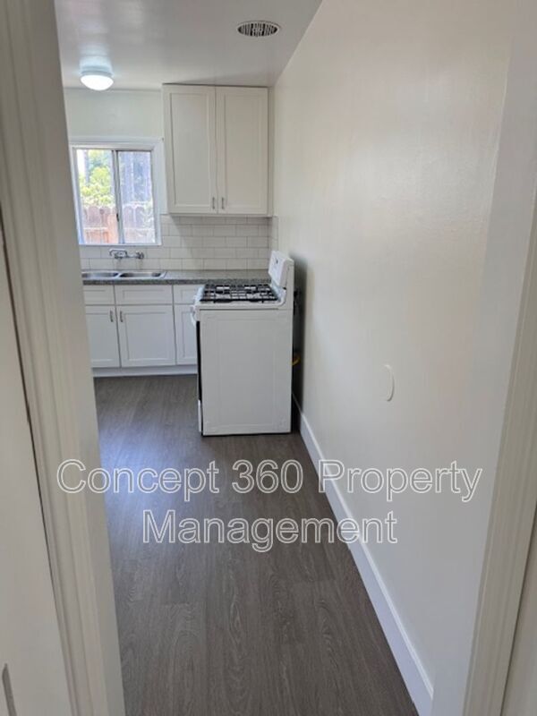 Building Photo - 9855 1/2 ARKANSAS ST