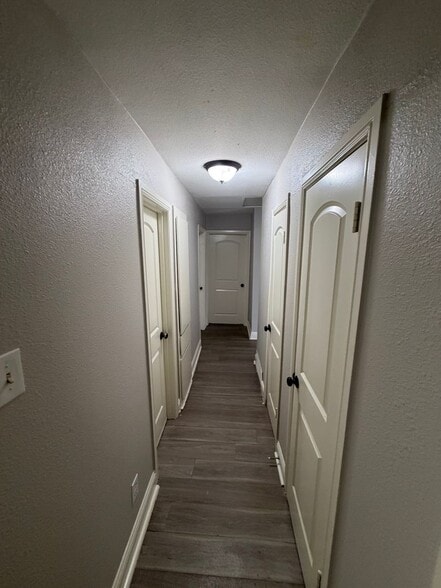 Building Photo - 425 Price Dr