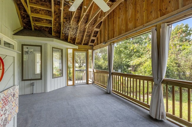 Building Photo - Corner Lot Brandywine Home Available for Long Term Rental