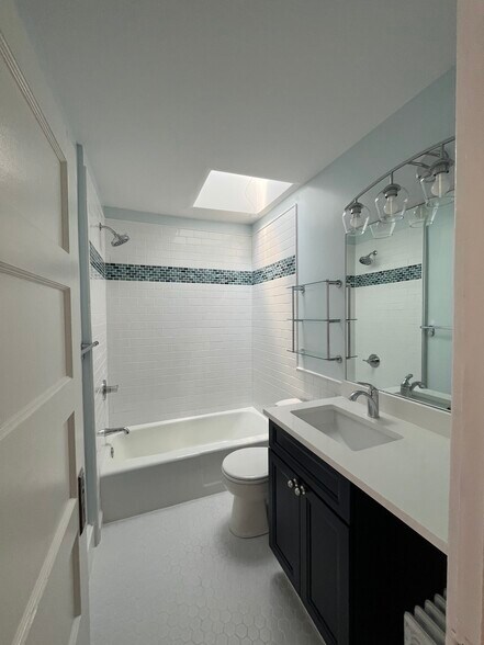 2nd Floor full bath - 915 W 33rd St