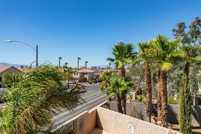 Building Photo - 9157 S Sleeping Tree St