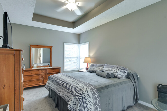 Primary bedroom - 17024 Cypress St