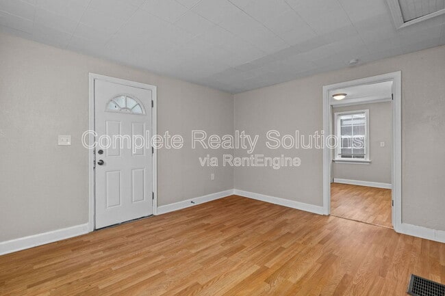 Building Photo - 2726 Osgood Ave