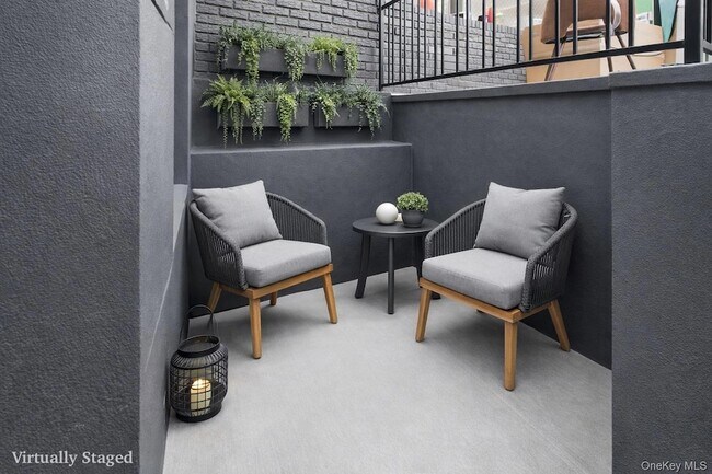 Building Photo - 1770 Pacific St