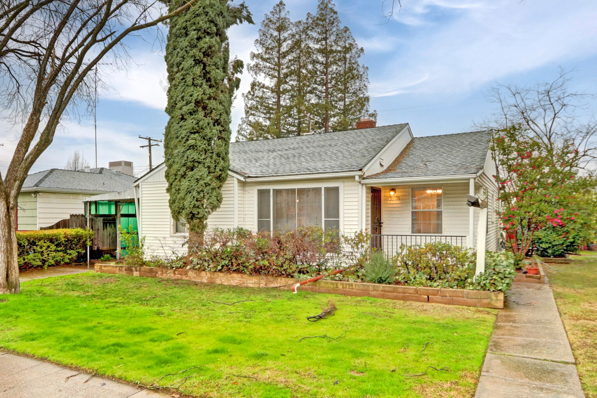 Building Photo - 3900 62nd St