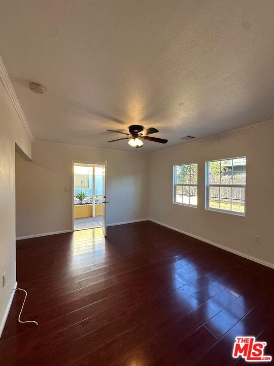 Building Photo - 10429 Oro Vista Ave