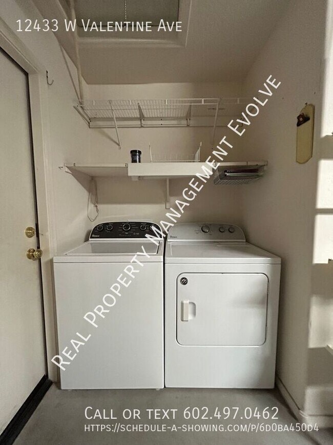 Building Photo - COME TOUR TODAY!