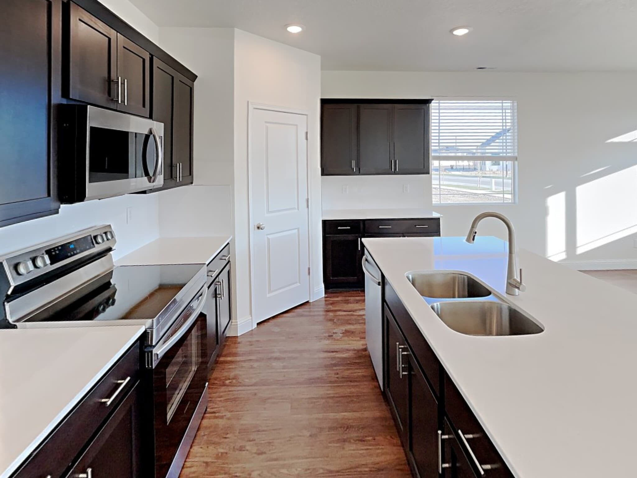 Building Photo - 5998 Verdigris Dr