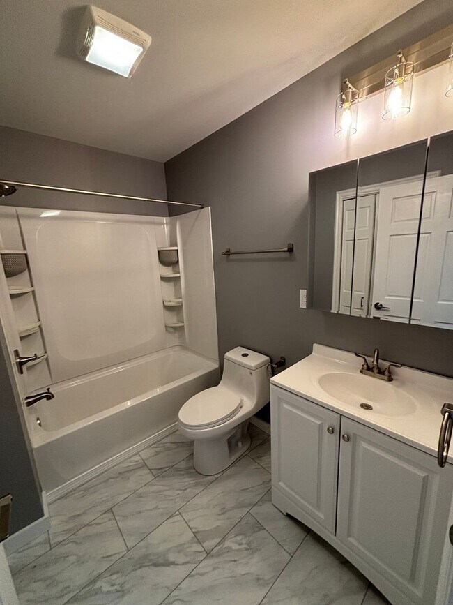 Building Photo - 171 Remsen St