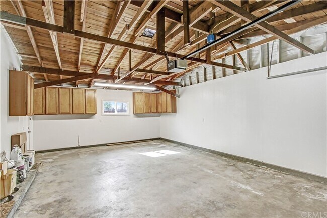 Primary Photo - 5423 N Ranger Dr