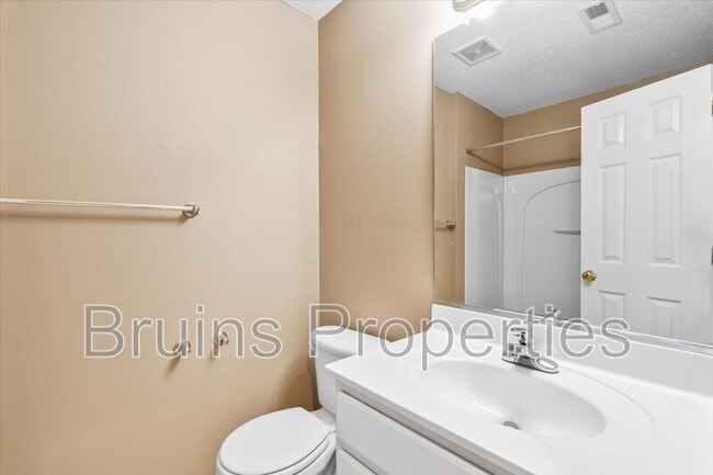 Building Photo - 6113 Hedgecock Cir