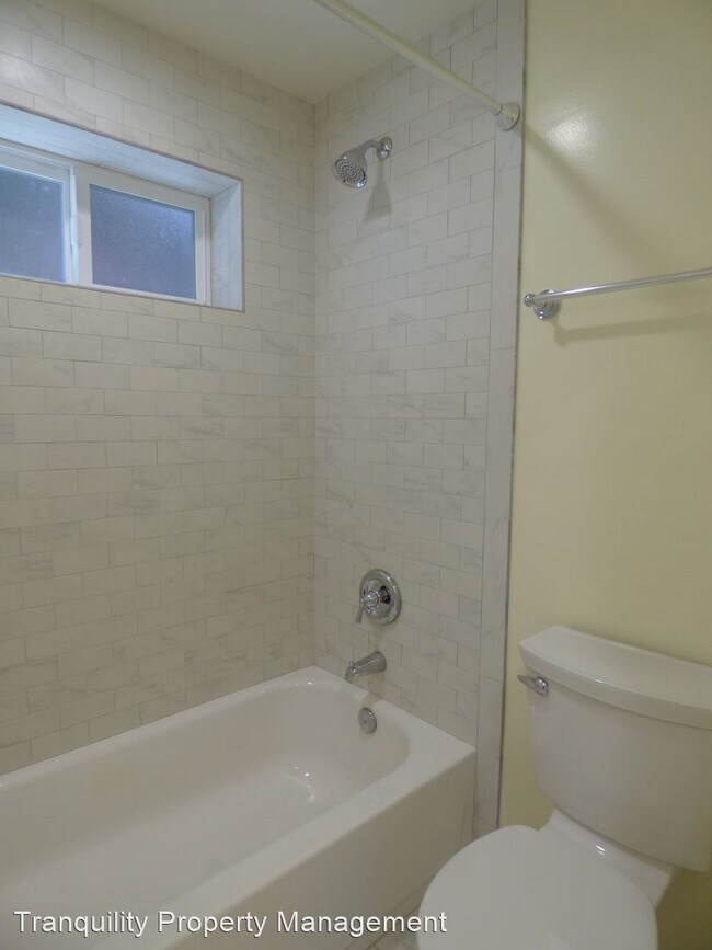 Building Photo - 1 br, 1 bath House - 2633 E Street