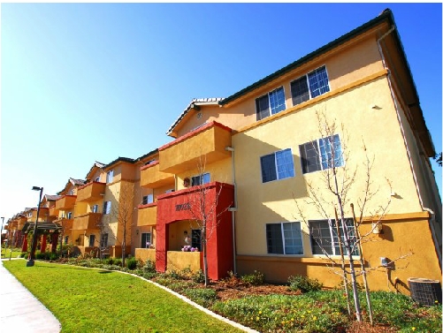 Primary Photo - Little Lake Village (62+ Senior Community)