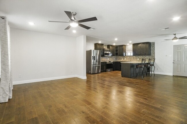 Building Photo - Updated 3 Bedroom in Azle