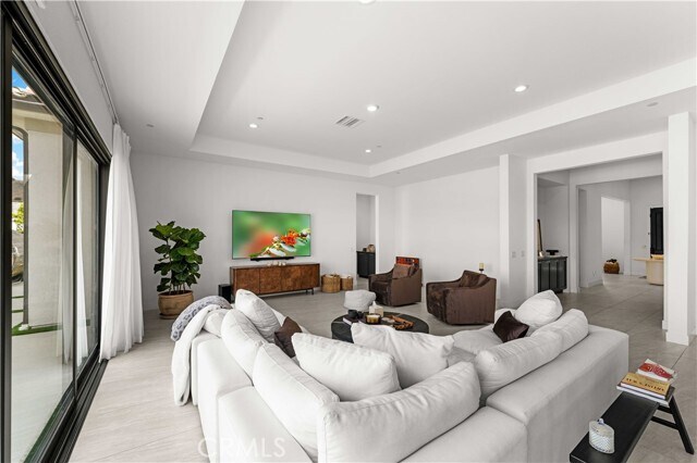 Building Photo - 12525 Silver Spur Ct