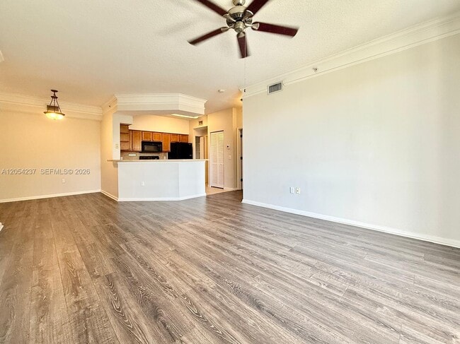 Building Photo - 9208 Myrtlewood Cir W